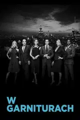 Serial W garniturach (2011) Online - Vider